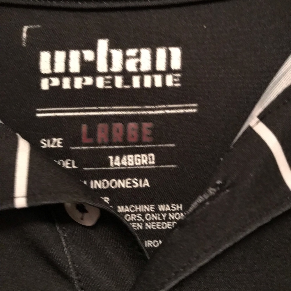 Men’s Urban Pipeline Polo - Picture 2 of 2